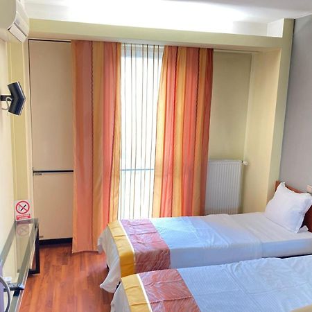 Tania-Frankfurt Hotel Бухарест Екстер'єр фото